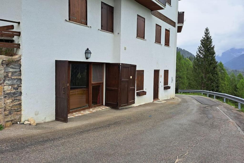 La Taverna Dei Folletti Valle di Cadore Exterior photo